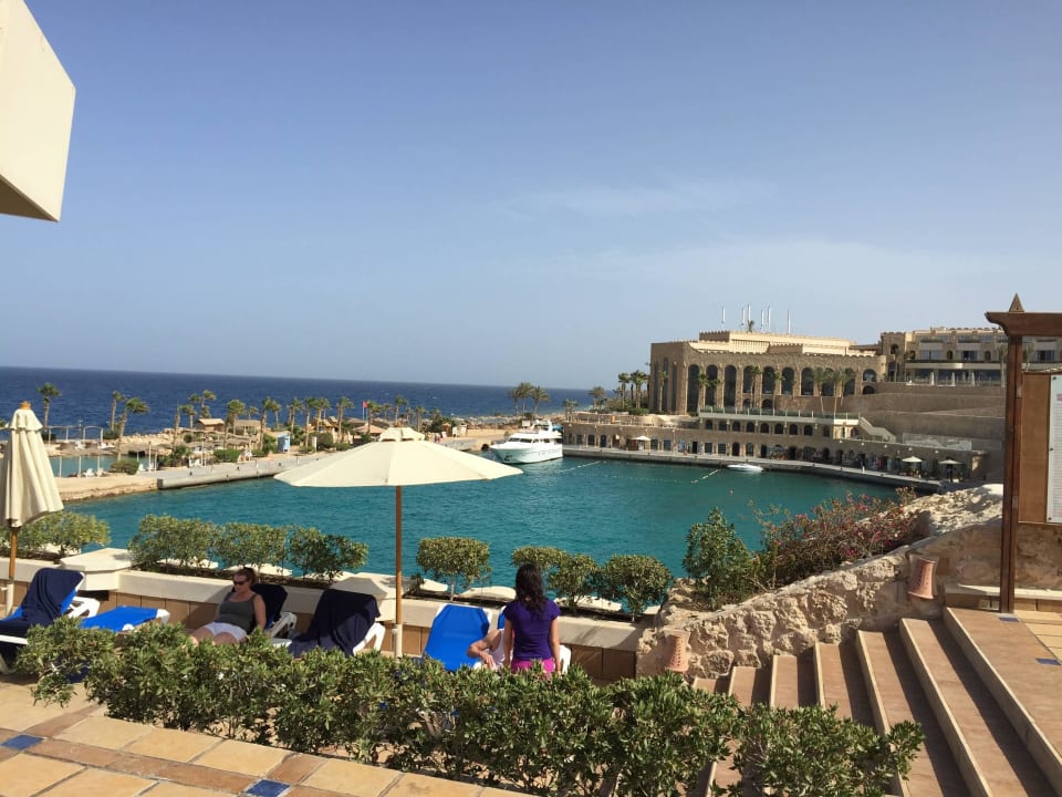 Blick auf den Hafen Pickalbatros Citadel Resort