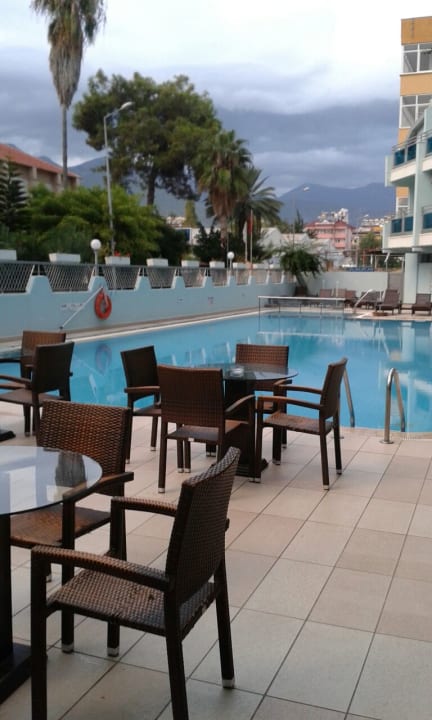 Pool Blue Diamond Alya