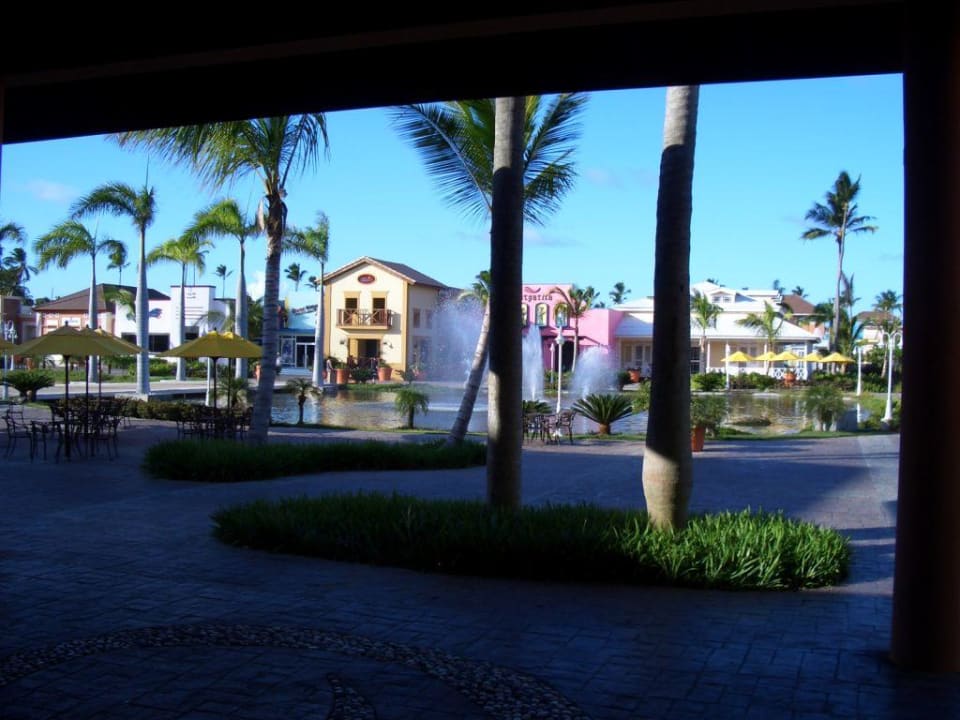 Blick auf den Marktplatz Ocean Blue & Sand