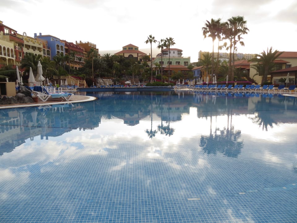 Pool Bahia Principe Sunlight Costa Adeje