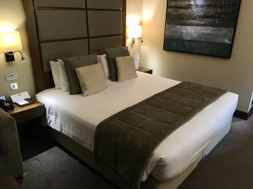 Zimmer Leonardo Royal London Tower Bridge