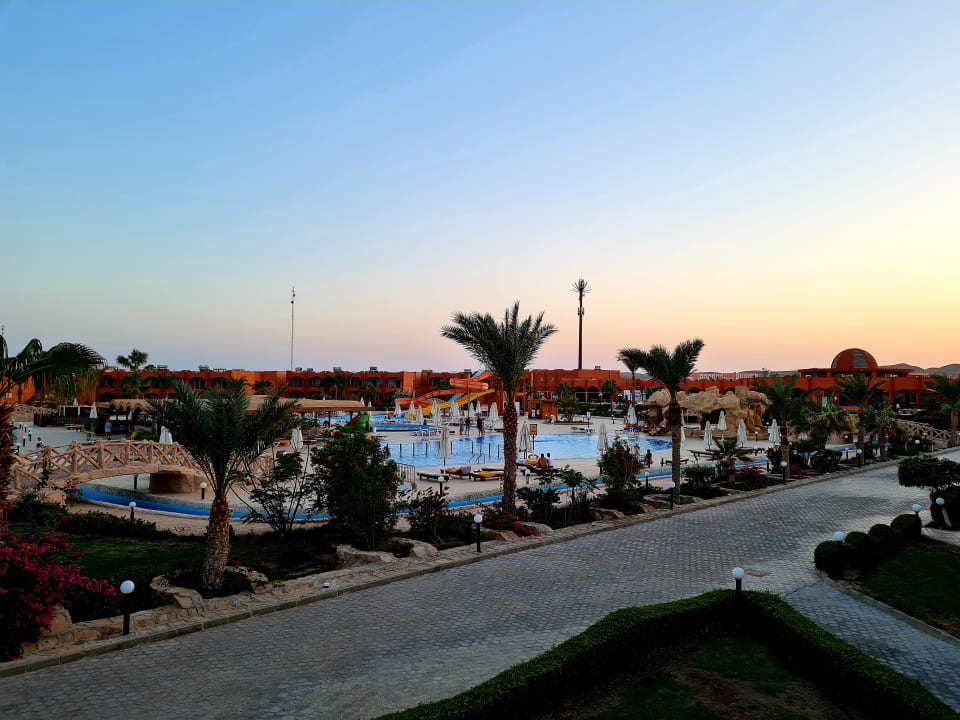 Ausblick Three Corners Happy Life Beach Resort