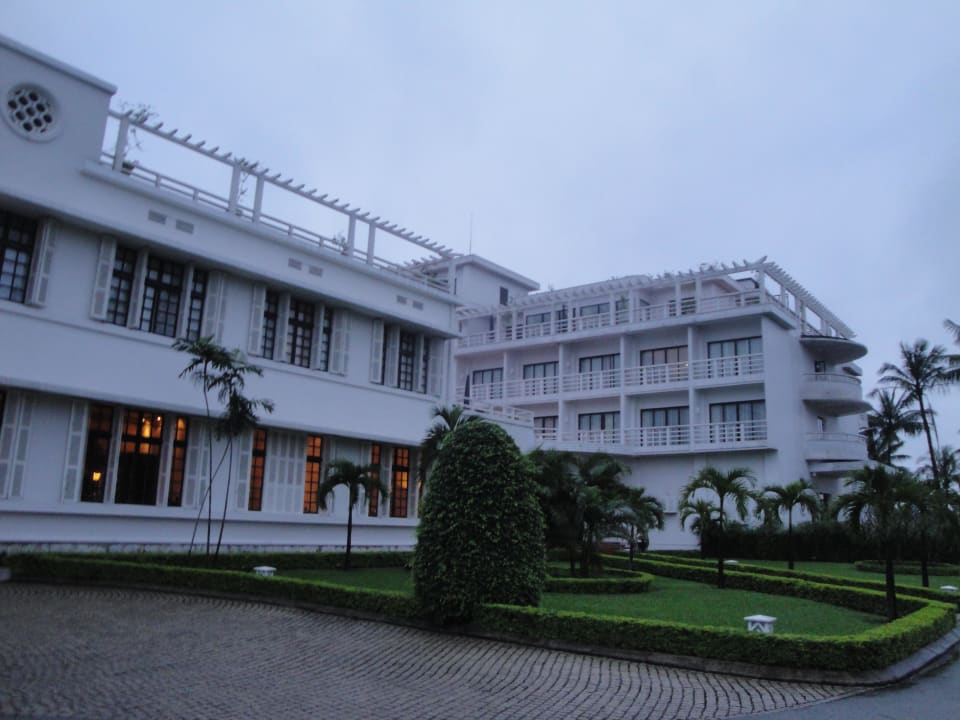 Vorderansicht Azerai La Residence, Hue