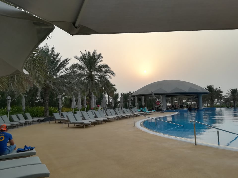 Pool Le Royal Méridien Beach Resort & Spa Dubai