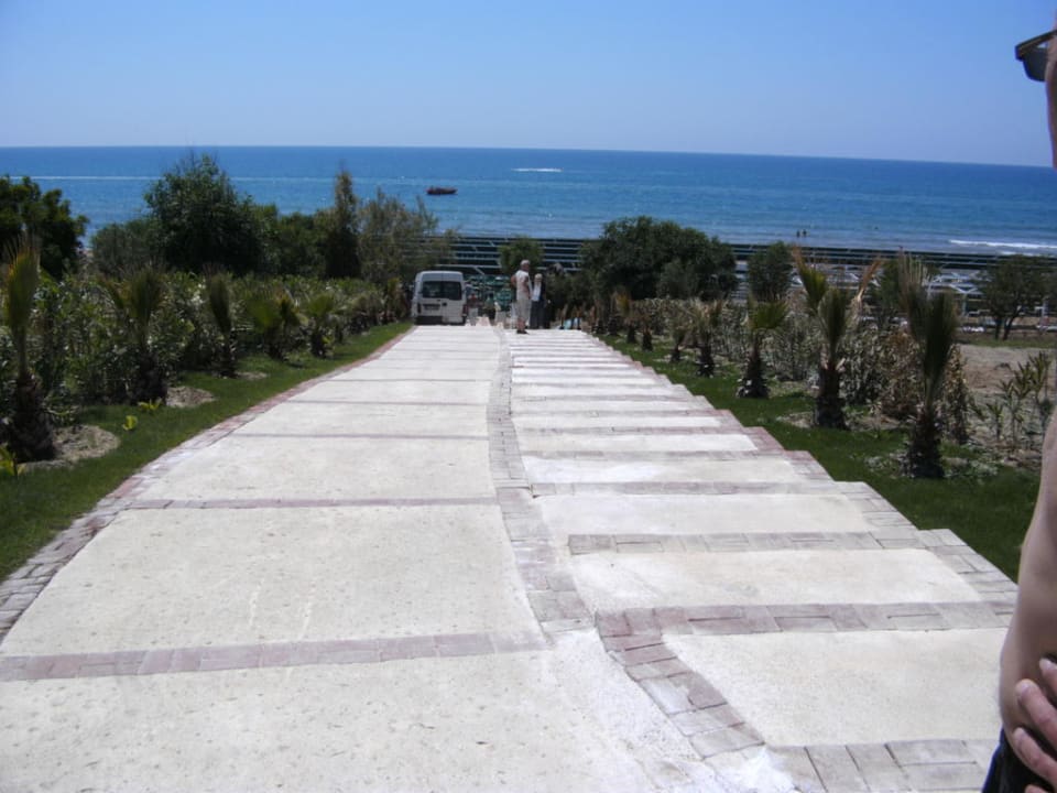 Promenade Alba Resort Hotel