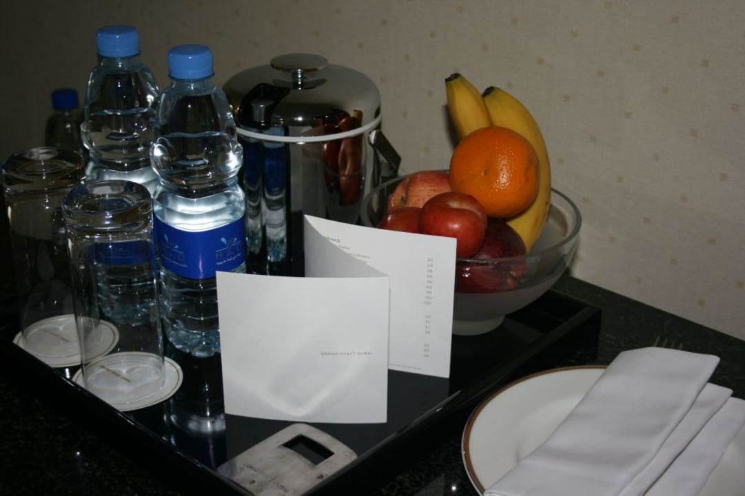 Obst und Wasser Grand Hyatt Dubai