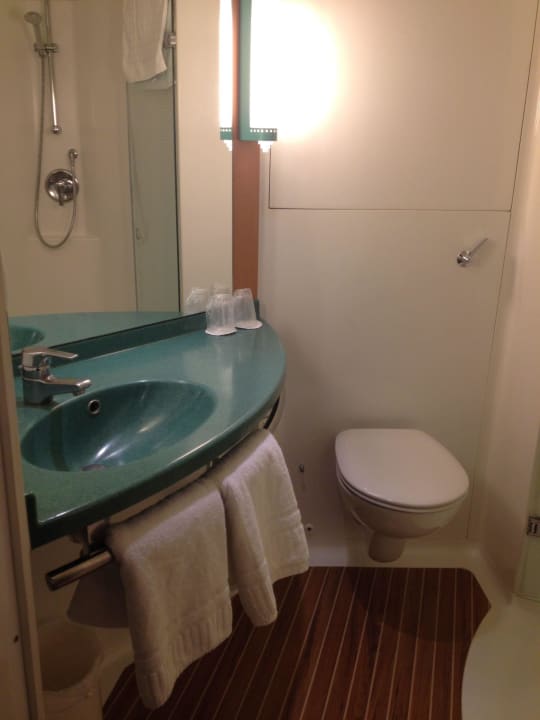 Badezimmer Hotel ibis London Wembley