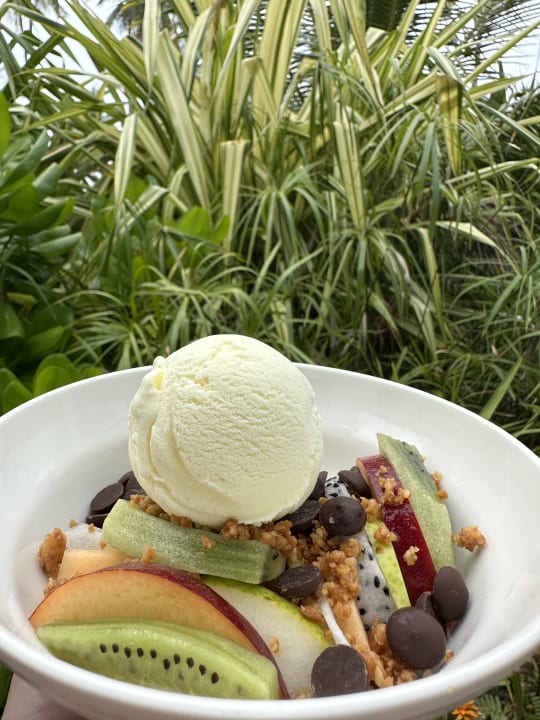 Gastro SAii Lagoon Maldives, Curio Collection by Hilton