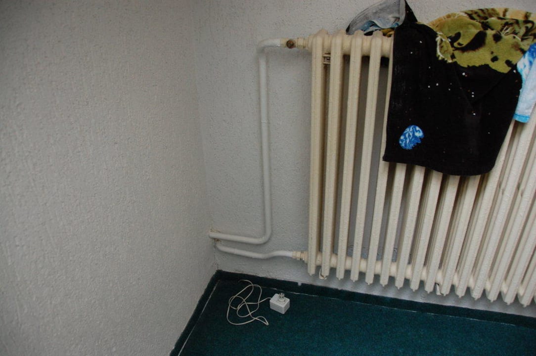 Thermostat liegt am Boden Hotel Fit Fun