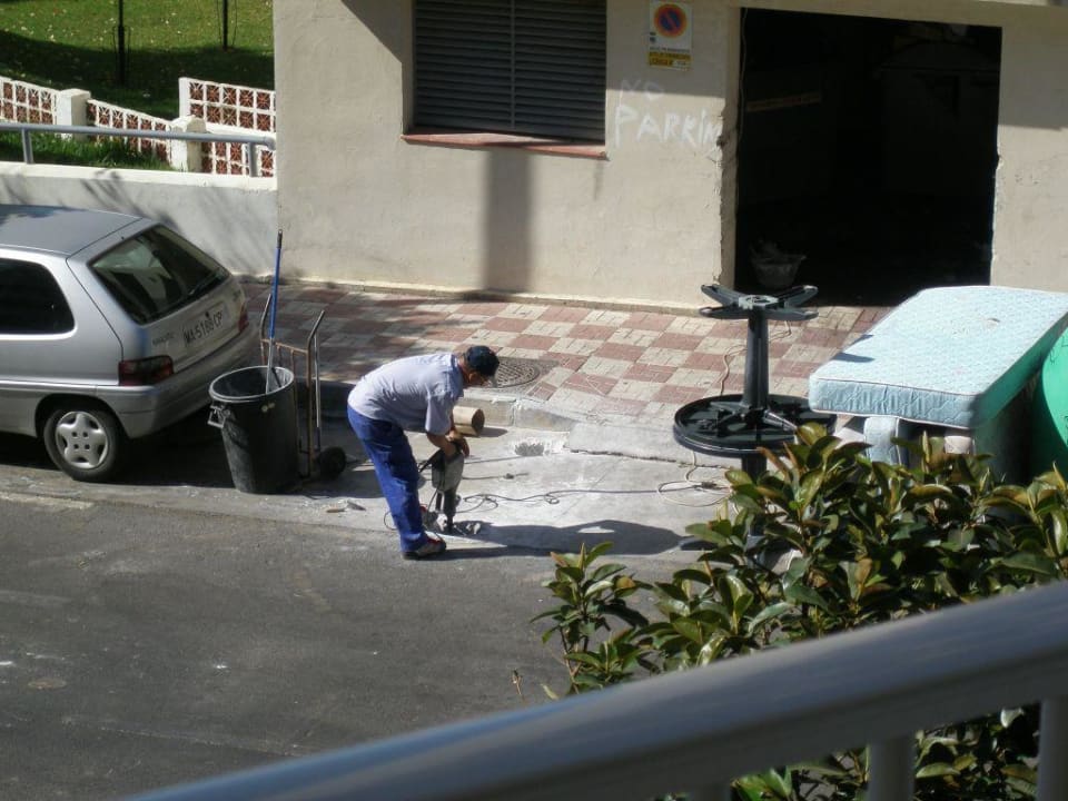 Presslufthammer morgens um 8 Hotel Riu Nautilus - Adults only