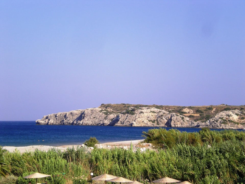Über den Hotelstrand Atlantica Mikri Poli Rhodes