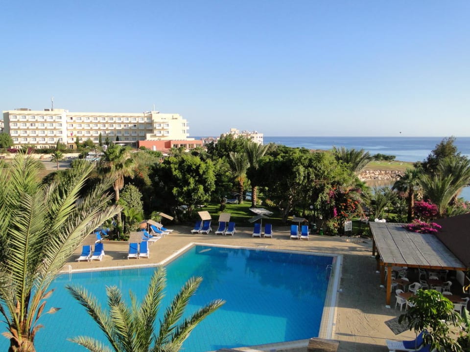 Crystal Springs Beach Hotel Crystal Springs Beach Hotel