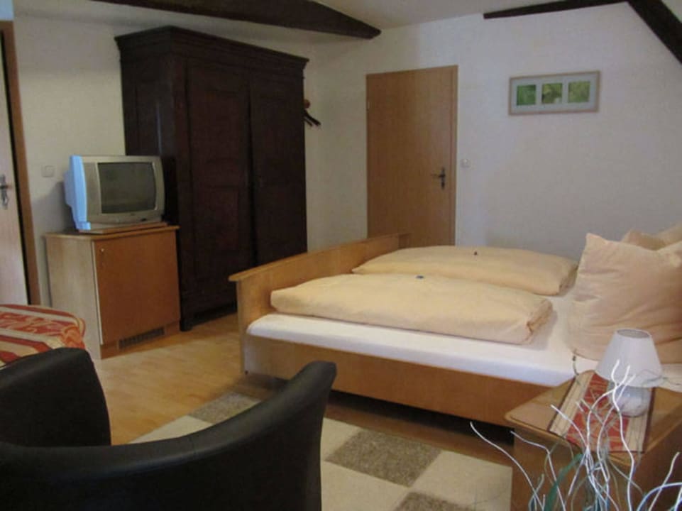 Zimmer Dornfelder Zipf's Wein- und Gasthof Steuer