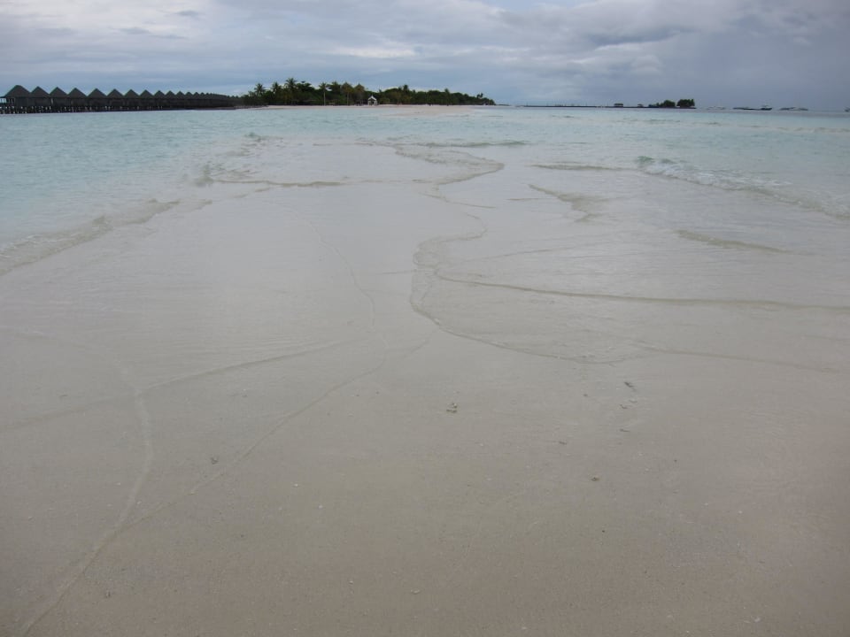 Blick zur Insel Kuredu Island Resort & Spa