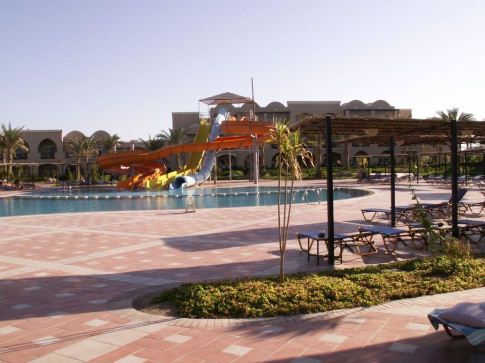 Am Rutschenpool TUI MAGIC LIFE Kalawy