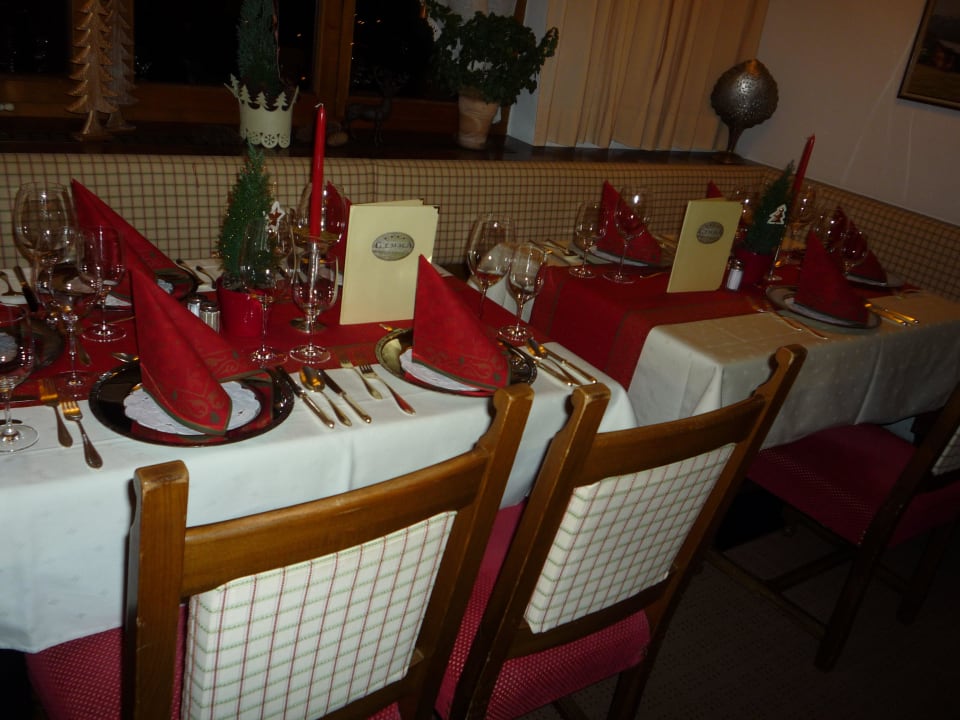 Festlich gedeckter Tisch Hotel Gemma