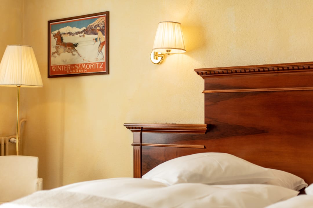 Zimmer Hotel Reine Victoria by Laudinella