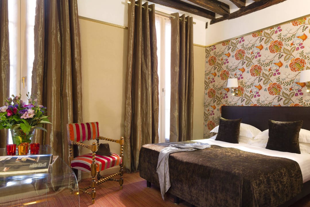 Chambre double à grand lit Hotel Saint-Paul Rive Gauche