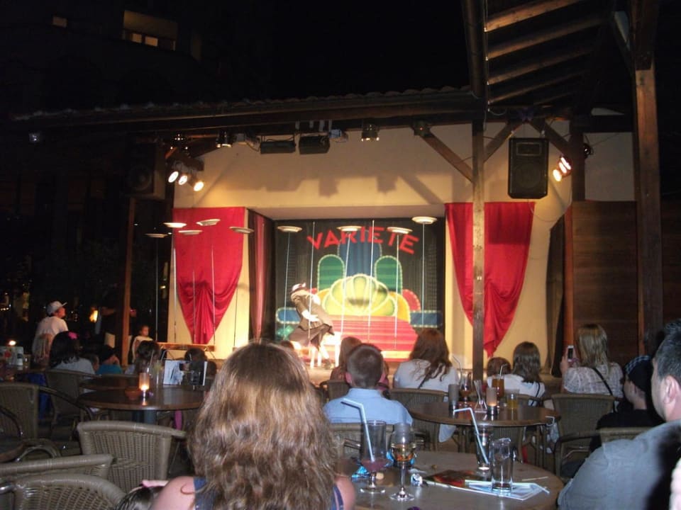 Unterhaltung am Abend Meliá Sunny Beach