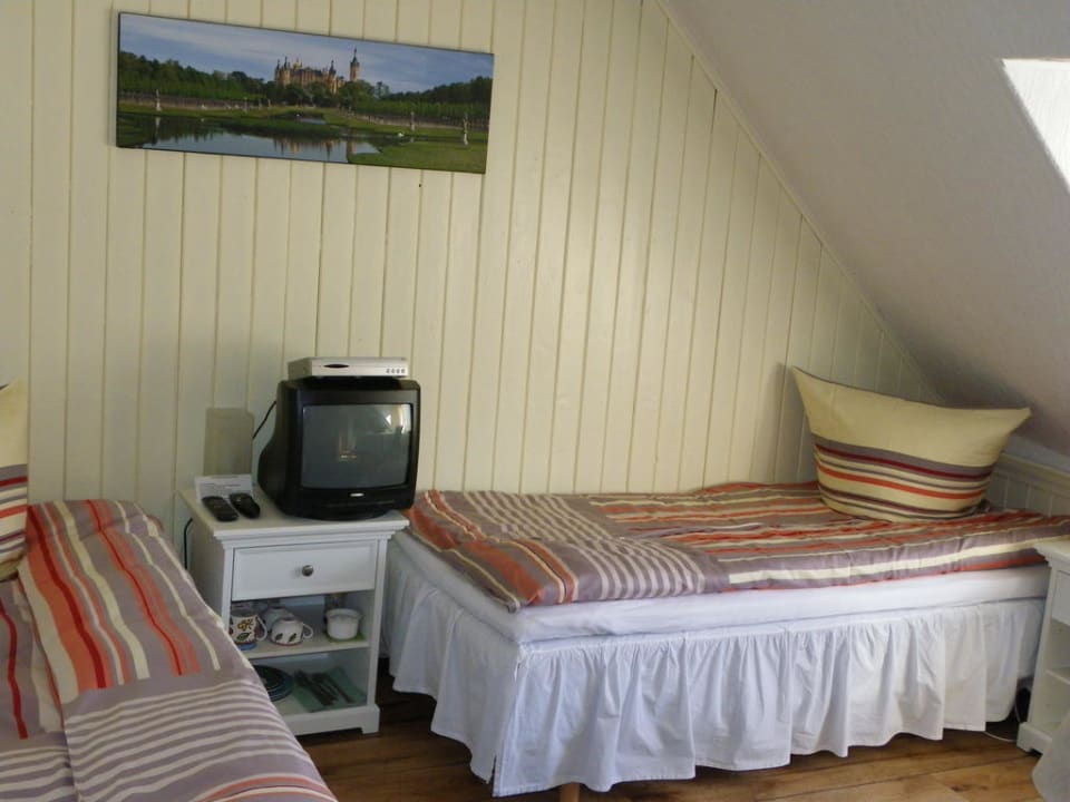 Sonnenzimmer Pension Am Lewenberg B&B