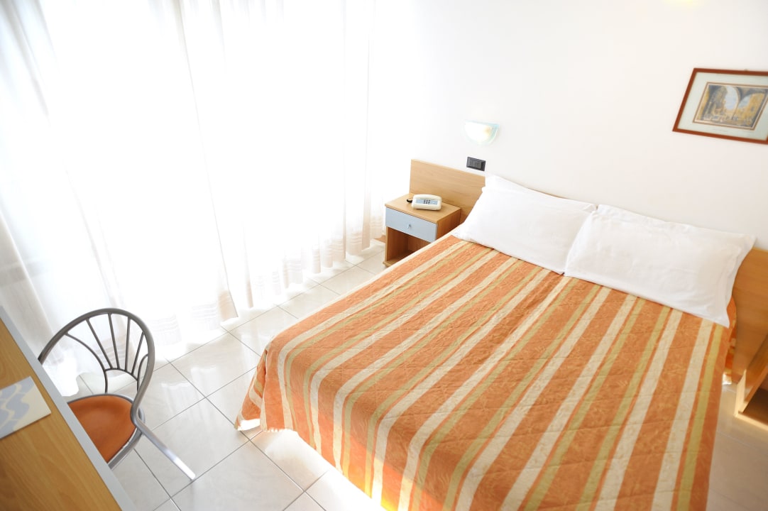 Hotel Cristallo Riccione vacanza holiday Urlaub Hotel Cristallo