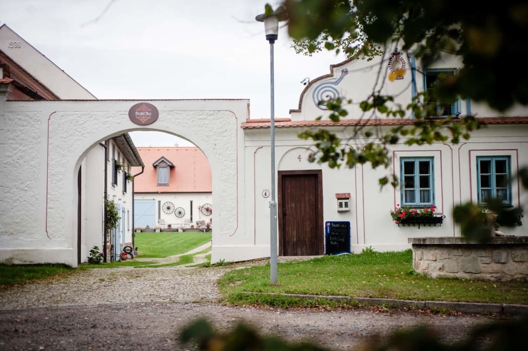 Außenansicht Wellness Resort Boží Oko