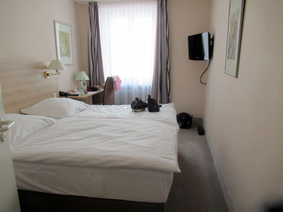 Zimmer Hotel Garni Am Ellinger Tor