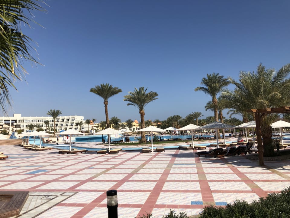 Pool Pharaoh Azur Resort