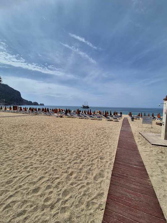 Strand Gardenia Hotel