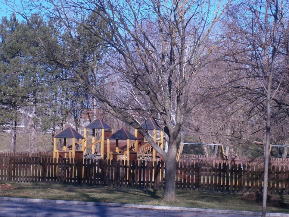 Playground for children across the street Garden Hotel Wellness és Konferencia