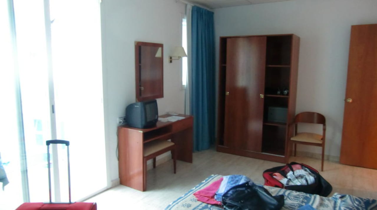 Schlaf-und Wohnbereich Hotel GHT Maritim