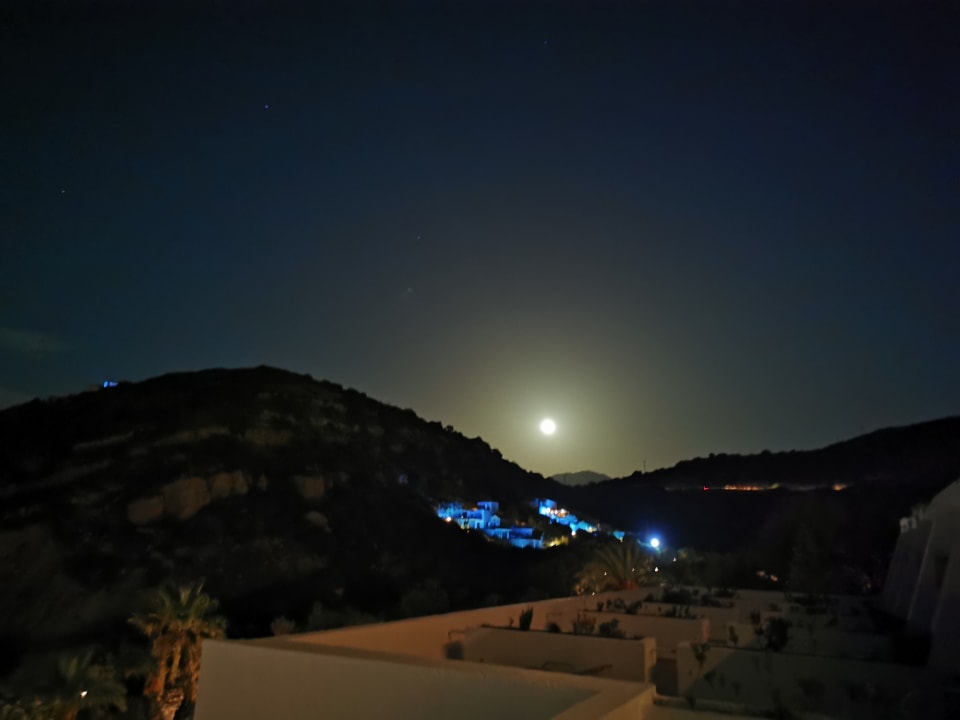 Außenansicht Hotel Istron Bay