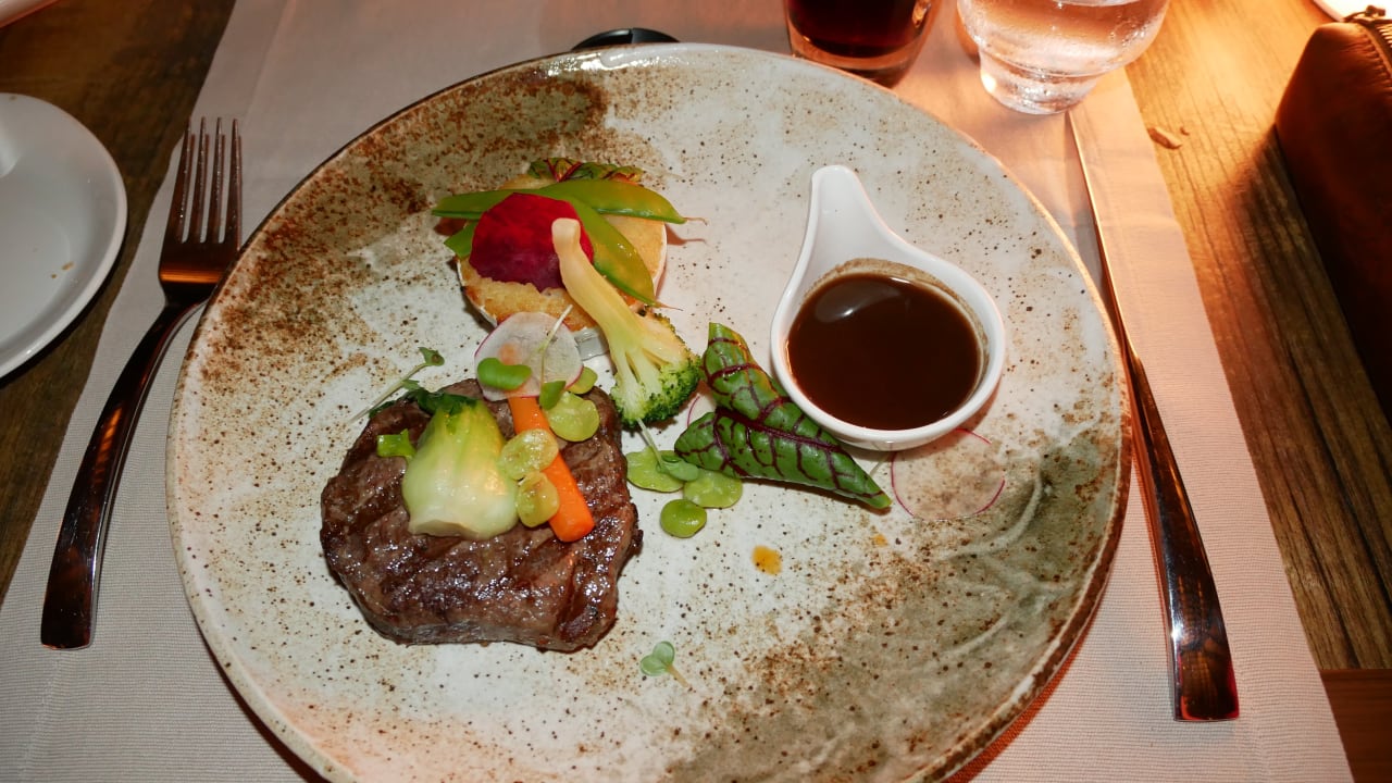 Gastro Veligandu Maldives Resort Island