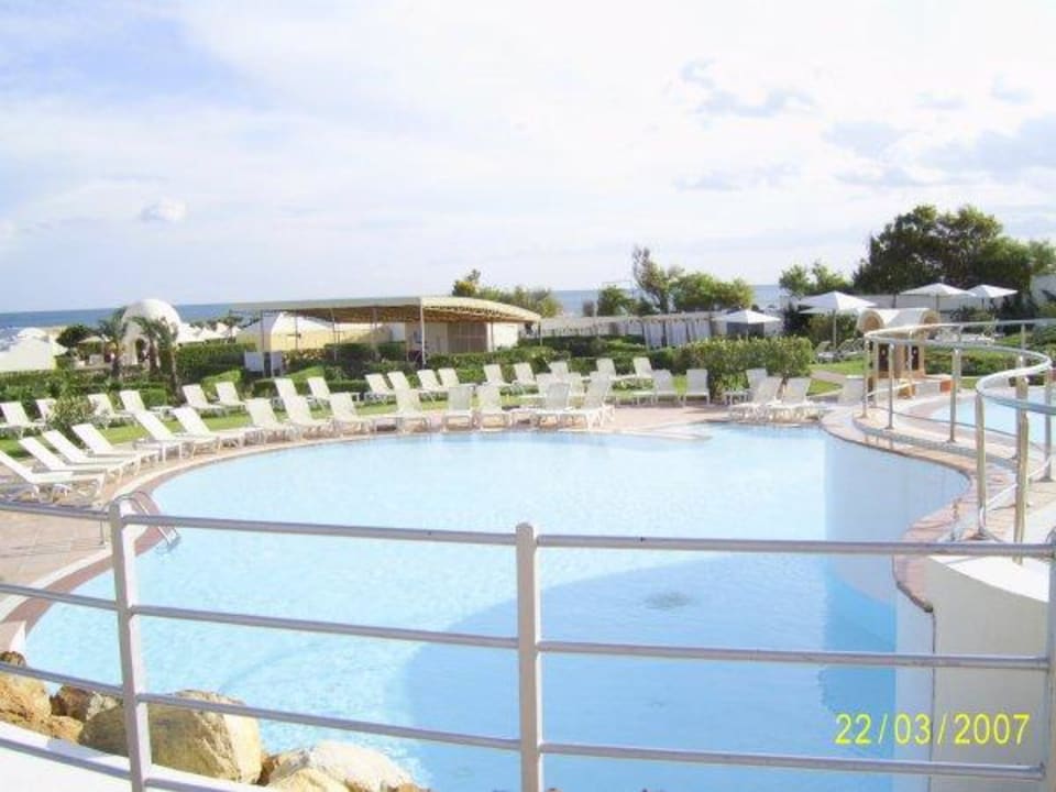 Hauptpool Calimera Delfino Beach Resort & Spa