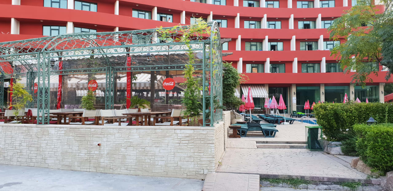 Außenansicht Hotel Mena Palace