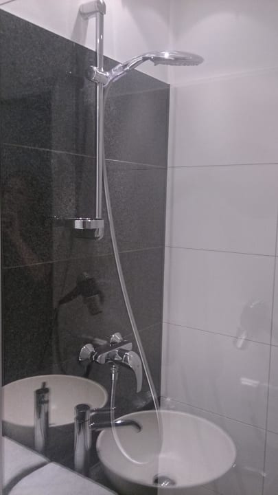 Dusche Motel One Berlin-Spittelmarkt