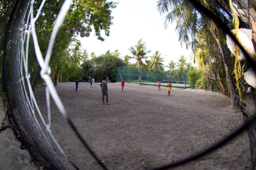 Fußballpatz Angaga Island Resort