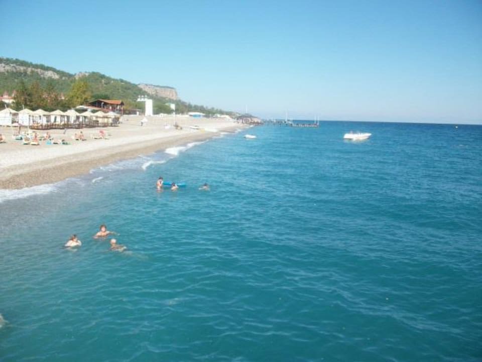 Strand kiesig, Badeschuhe wichtig Limak Limra Hotel & Resort