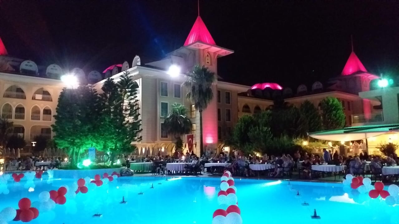 Pool Side Star Resort