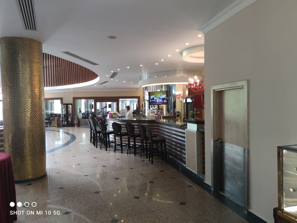 Gastro Delphin Deluxe Resort