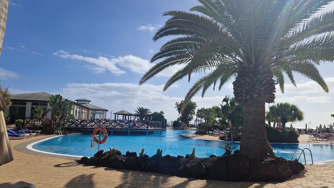 Pool R2 Pajara Beach