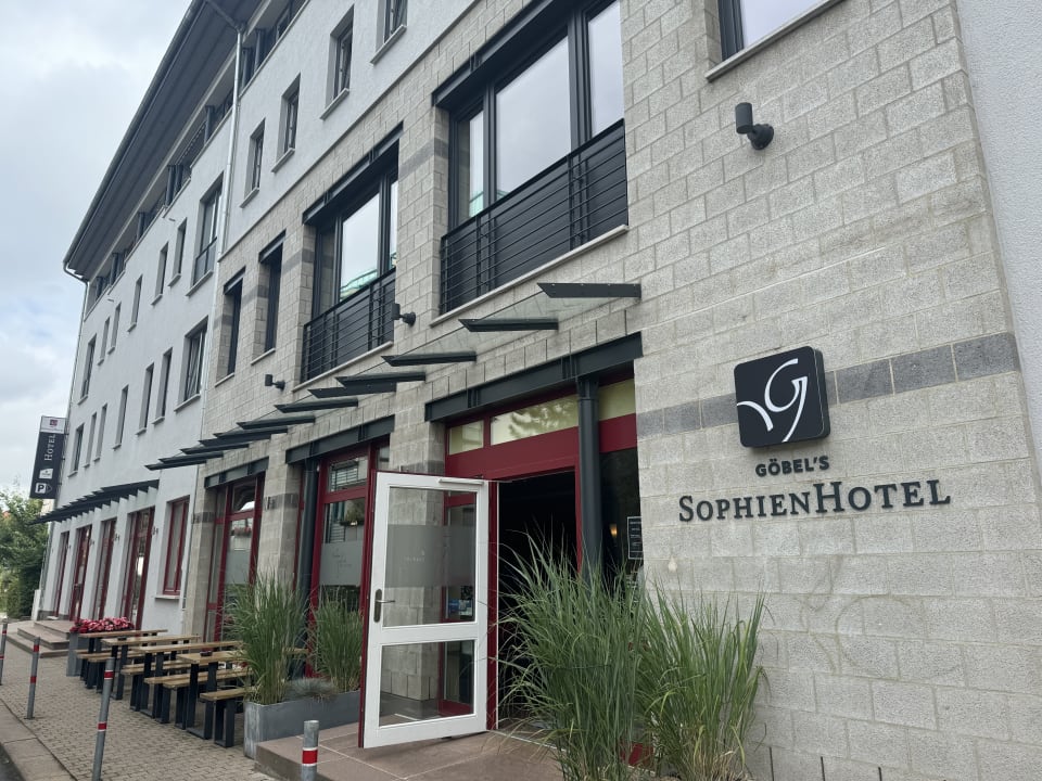 Außenansicht Göbel's Sophien Hotel