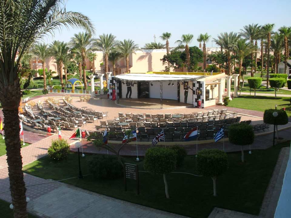 Theaterbühne Beach Albatros Resort