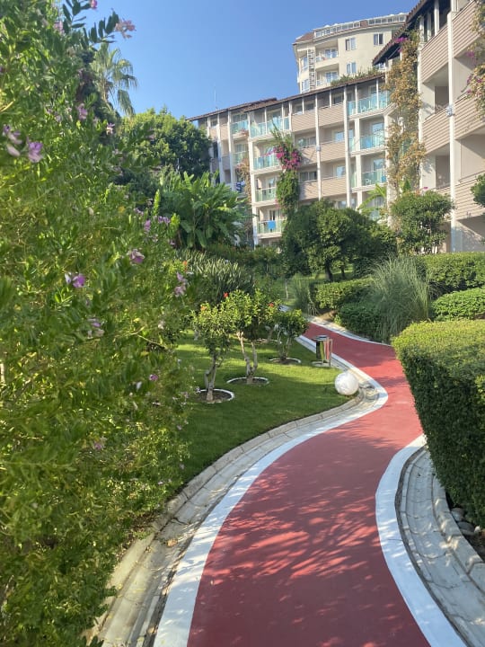 Gartenanlage Sealife Buket Resort & Beach