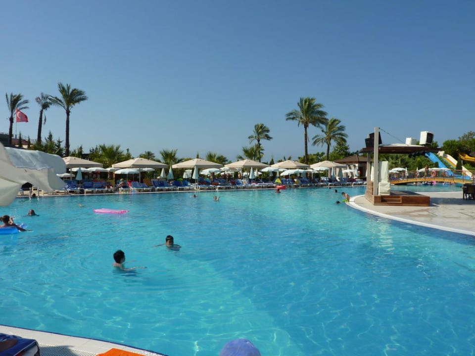 Pool mit Animation Sunis Elita Beach Resort & Spa