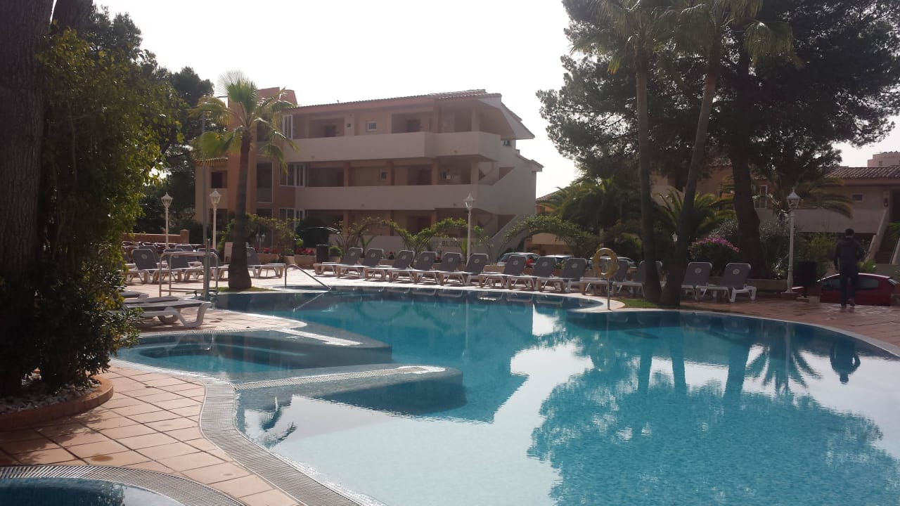 Herrliche Aussenanlage Valentin Somni Hotel & Suites