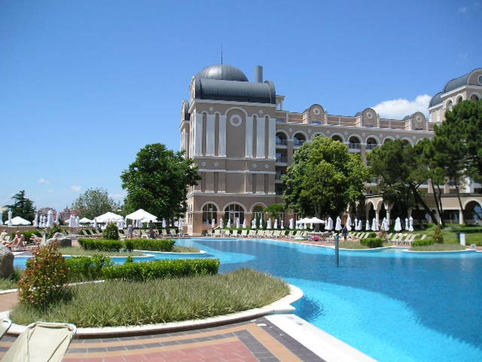 Pool Dreams Sunny Beach Resort & Spa