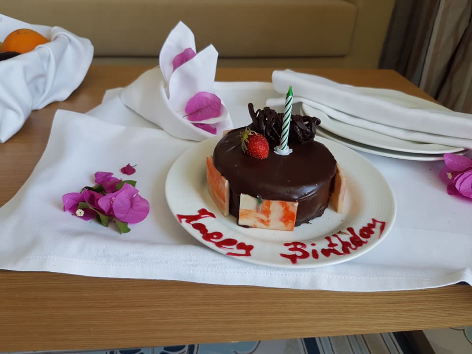 Geburtstagskuchen Caravia Beach Hotel