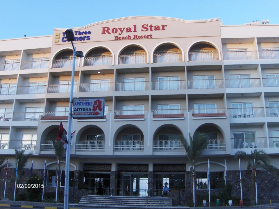 Front view Royal Star Beach Resort