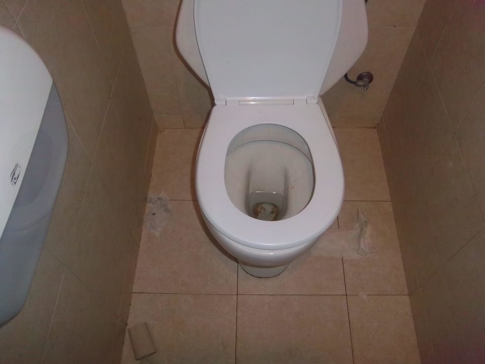 Toilette im öffentlichen Hotelbereich. Atlas Amadil Beach Hotel